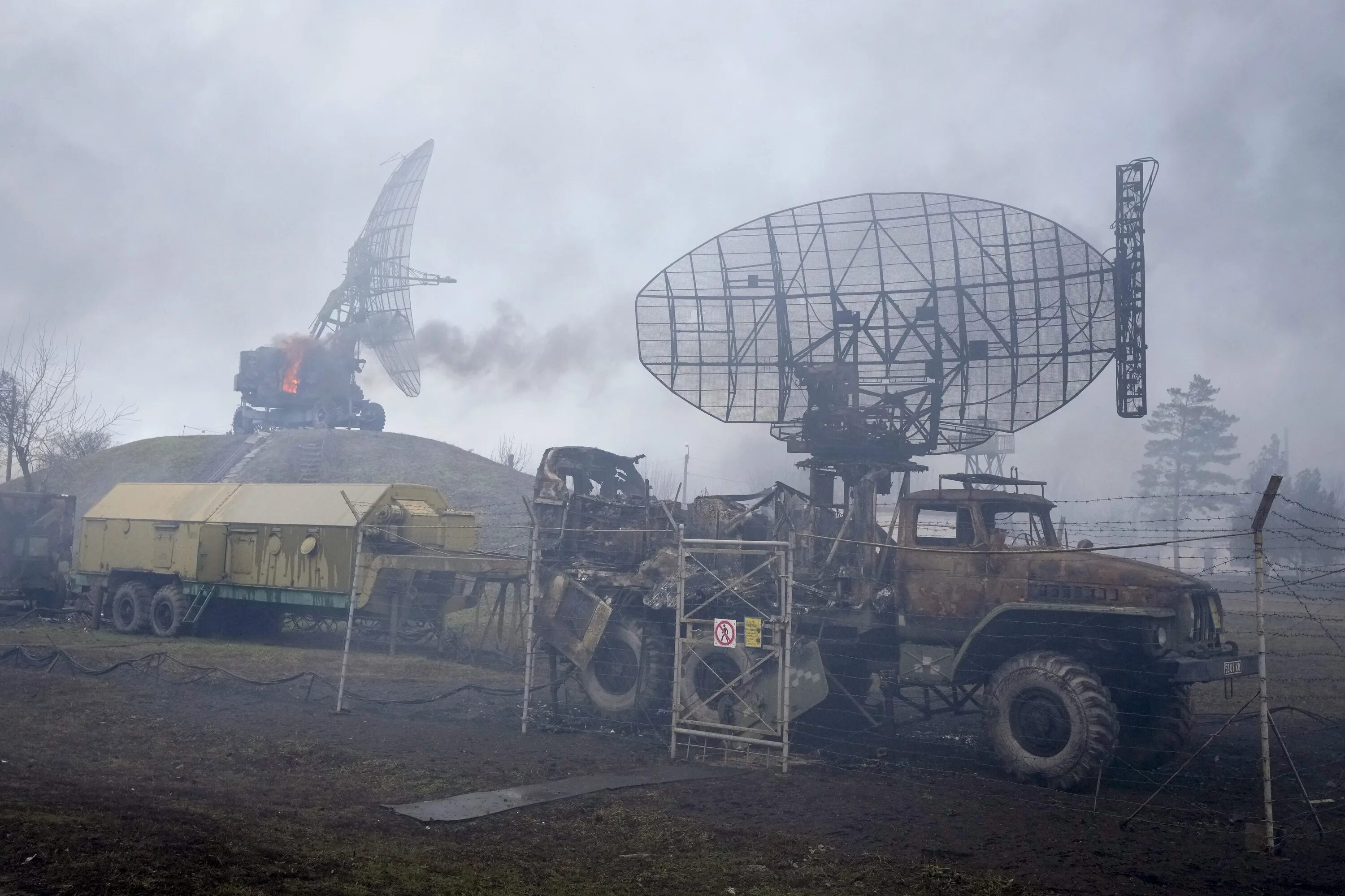 Боевые действия на украине за последние сутки. Военная инфраструктура. Объекты военной инфраструктуры. Военные объекты о русский. Радиолокационная станция.