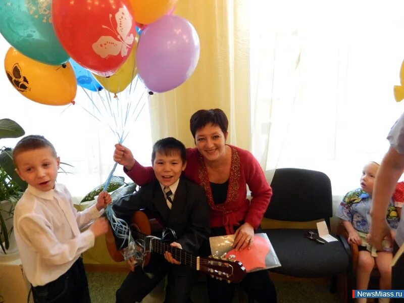 детский дом миасс. детский дом алые паруса миасс. дед дом радуга. коллектив детского дома радуга миасс. детский дом радуга миасс официальный сайт.