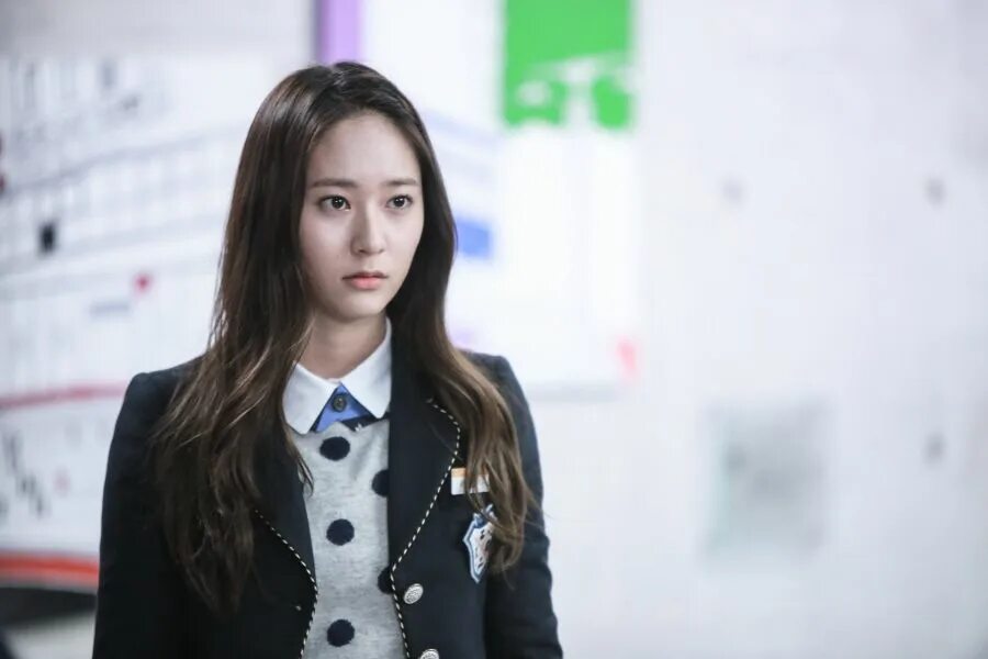 Ли бона. Ли бон рён. Yoon se na. Кристал чон наследники. Наследники чха ын сан.