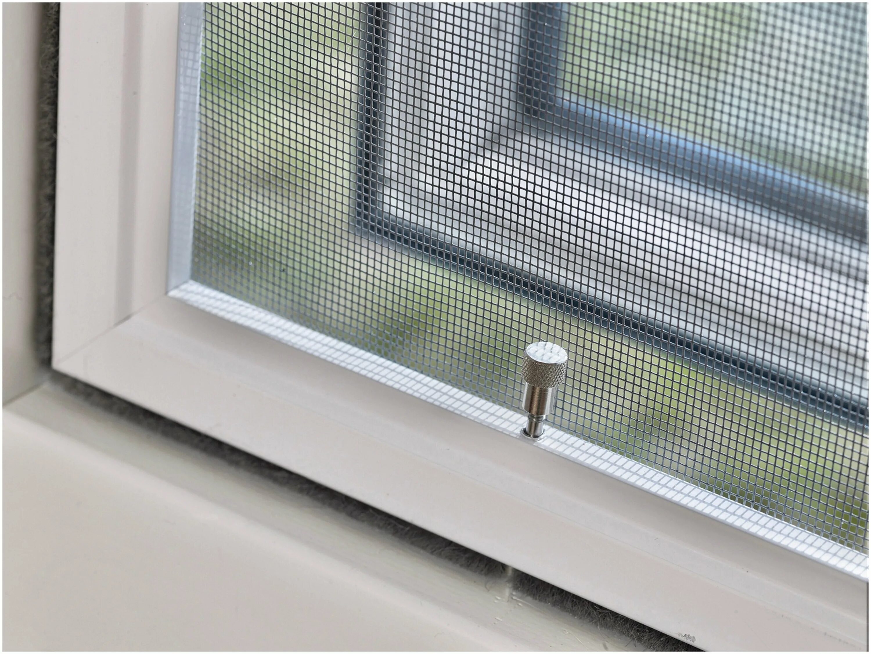 москитные сетки скф. москитная сетка на пластиковые окна. сетка рама на окно. вставная москитная сетка skf. сетка рама на окно.
