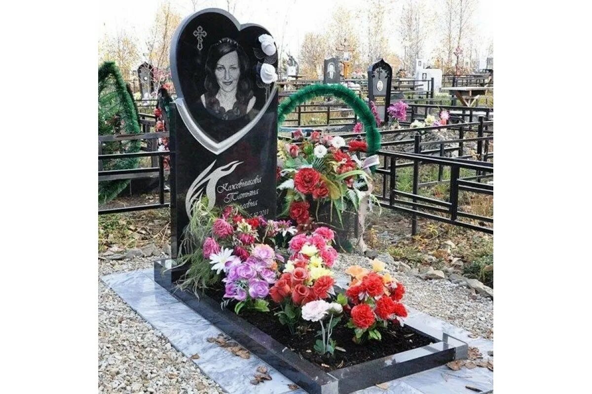 Памятник на двоих на могилу фото. Преимущества гранита. Памятники на могилу сургут. , 30, корп. Надпись на памятник бабушке.