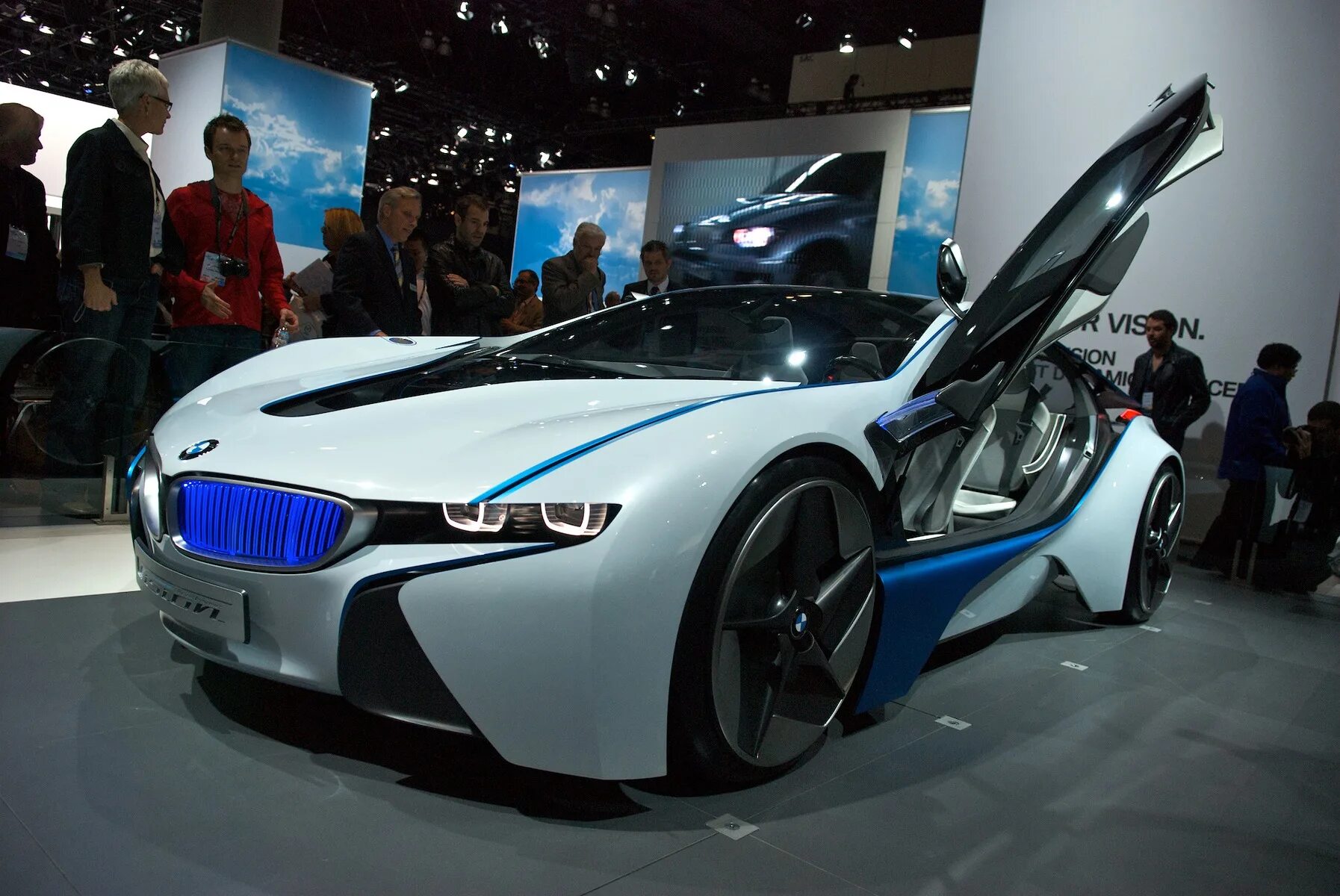 Автомобили нового поколения. BMW Vision EFFICIENTDYNAMICS Concept. БМВ 2020-2022. BMW Vision 2020. БМВ последняя модель 2022.