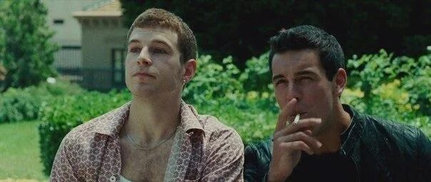 Диалоги из книг со смыслом. Жил да был симпатичный парень целых 20. Аче и поло. Три метра над уровнем неба поло. Мне с постели вставать неохота.