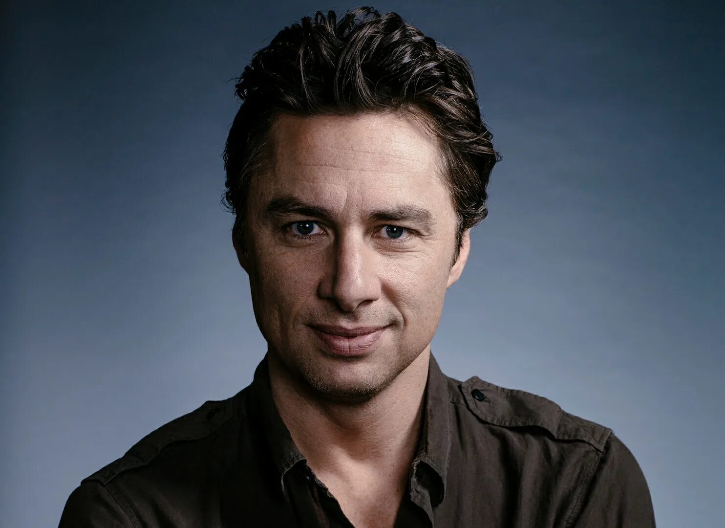 Актер разгадали. Zach Braff. Зак Брафф 2020. Захари Израэль Брафф. Зак Брафф 2022.