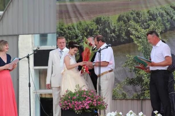 красное (краснинский район, липецкая область). подслушано красное липецкой. вести красное липецкой области. подслушано красная горка. краснинская школа липецкой области.