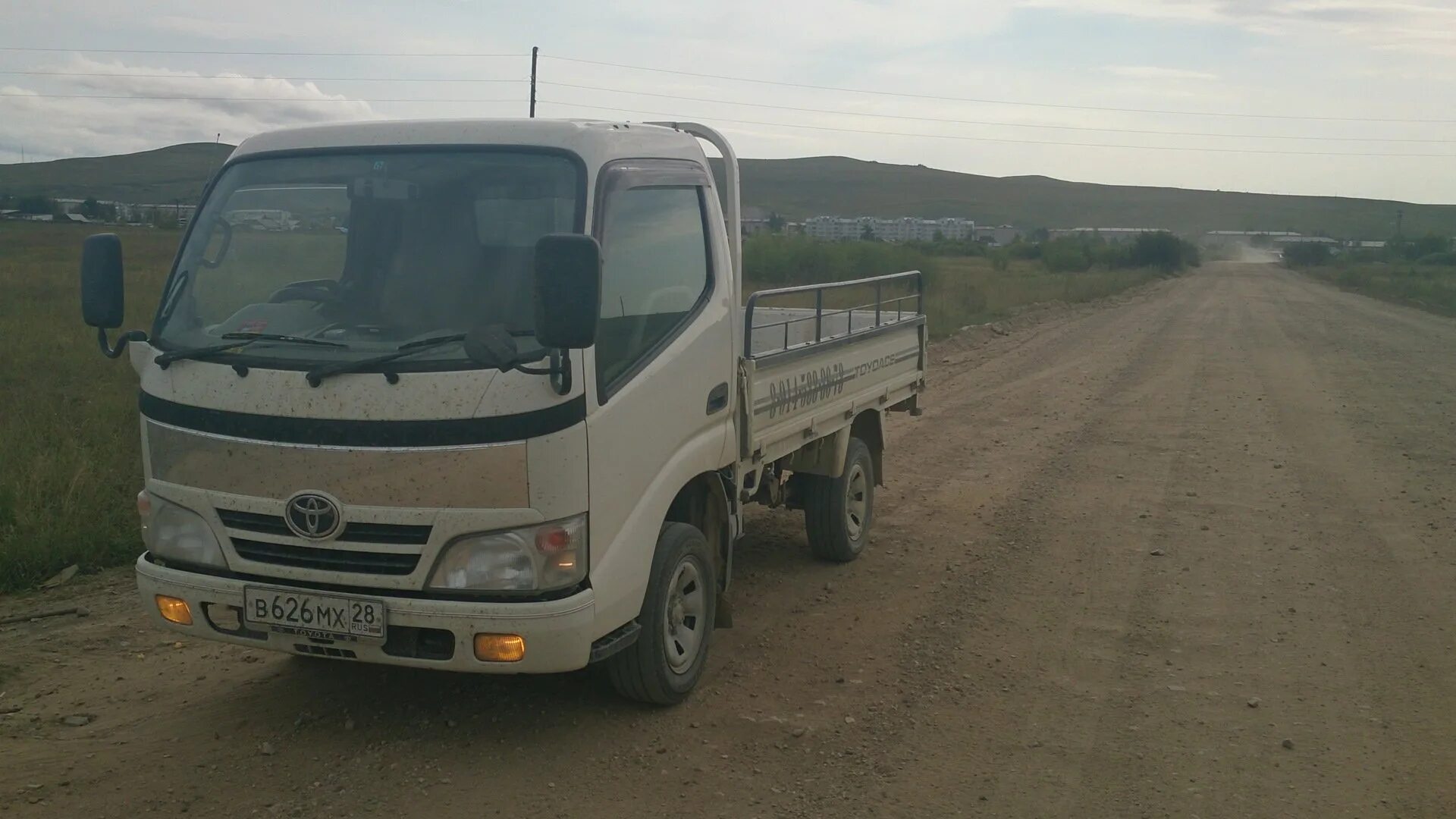 Грузовик дром амурская. Тойота Дюна 2.0. Toyota Dyna 1985. Toyota Dyna 1989. Toyota Dyna 2kd.