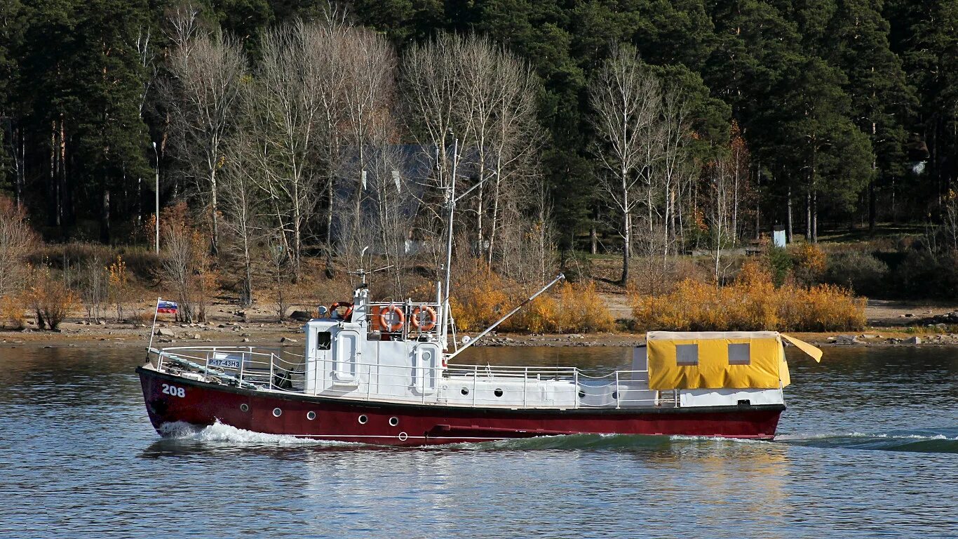 Судно видео. РМ-376 Ярославец. Ярославец 376. Теплоход Ярославец. Ярославец проекта 376.