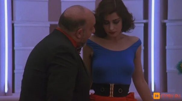 Тинто брасс все леди делают это 1992. Клаудия колль (все леди делают это, 1992). Cosi fan tutte 1991 тинто брасс. Клаудия колль (все леди делают это, 1992). Тинто брасс 1992.