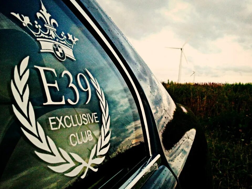 5 e club. Bmw e39 exclusive club. наклейка е39 exclusive club. e39 exclusive club наклейка. наклейки бмв клубов.
