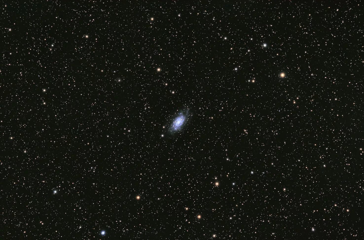 NGC 2403. Шаровое скопление NGC 6397. Галактика SDSS j1430. NGC 6397 Black holes.