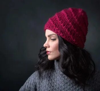 Связать объемную женскую шапку