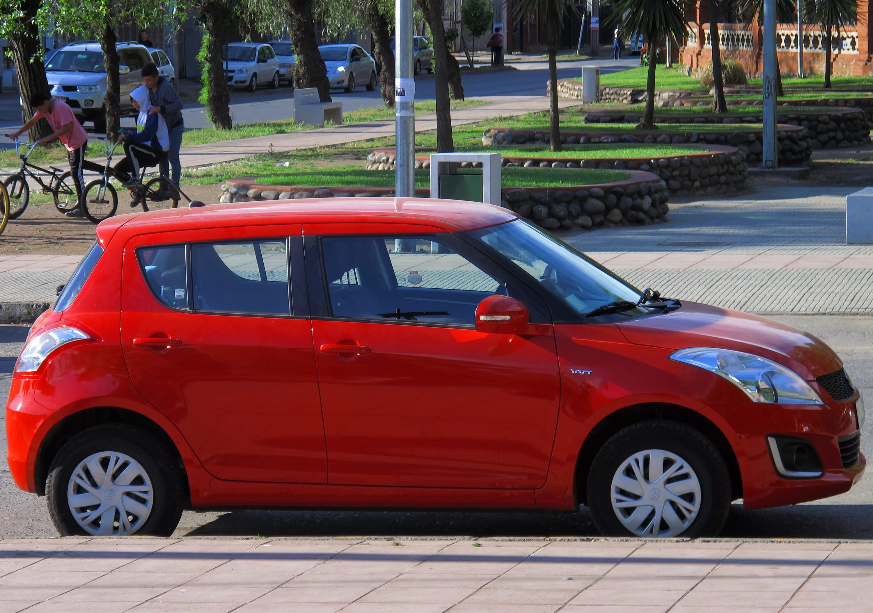 2. Сузуки свифт 2011 автомат. Сузуки свифт 1. Suzuki swift 1. Сузуки свифт 3.
