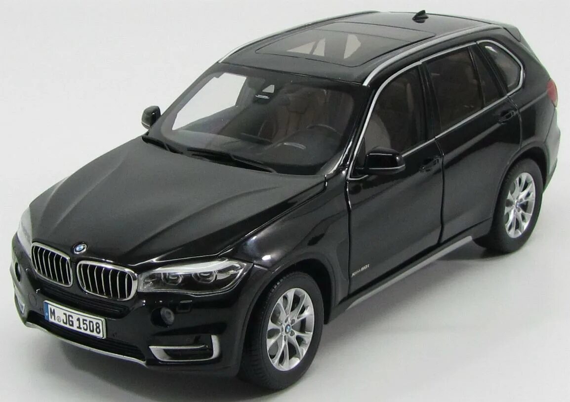 BMW x5 f15 1/43. BMW x5 1/18. Модель BMW x5 f15 1:18. BMW x5 f15 моделька.