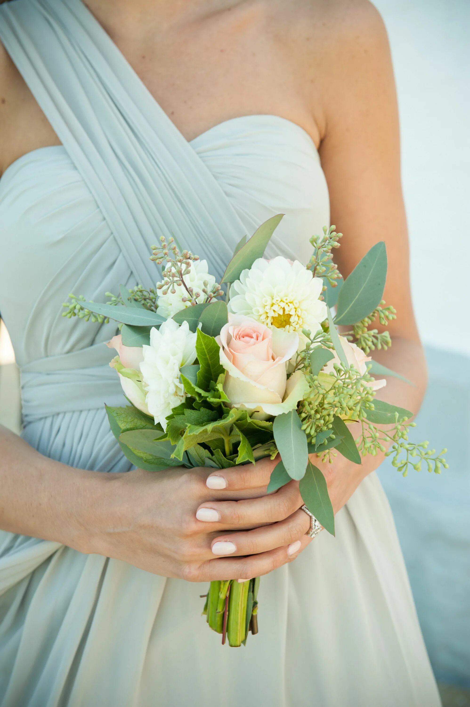 Недорогие букеты невесты фото Букет невесты LOV 37 купить в Москве Flowerna