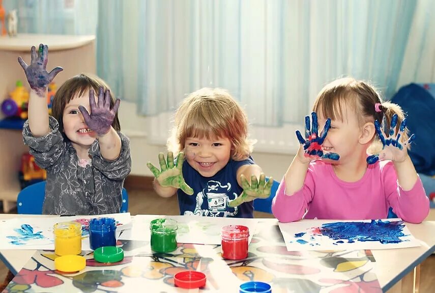 изо кружок для детей. творческий кружок. детские студии кружки. кружки и творческие студии. детские студии кружки.