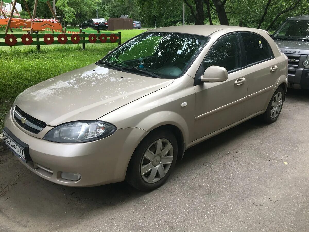 Лачетти хэтчбек 2011. Chevrolet Lacetti 2011. Chevrolet Lacetti 1.4 МТ. Шевроле Лачетти 94 л.с. Chevrolet Lacetti 2011 1,4 MT.