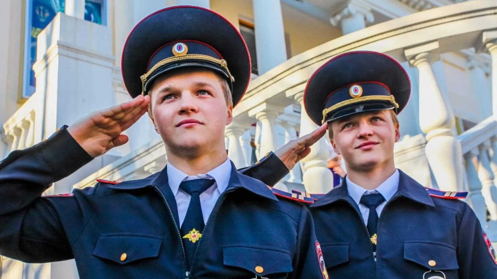 Правоохранительные органы нижний новгород. Полицейская форма. Факультет правоохранительная деятельность. Бюи курсанты. Подготовка сотрудников овд.