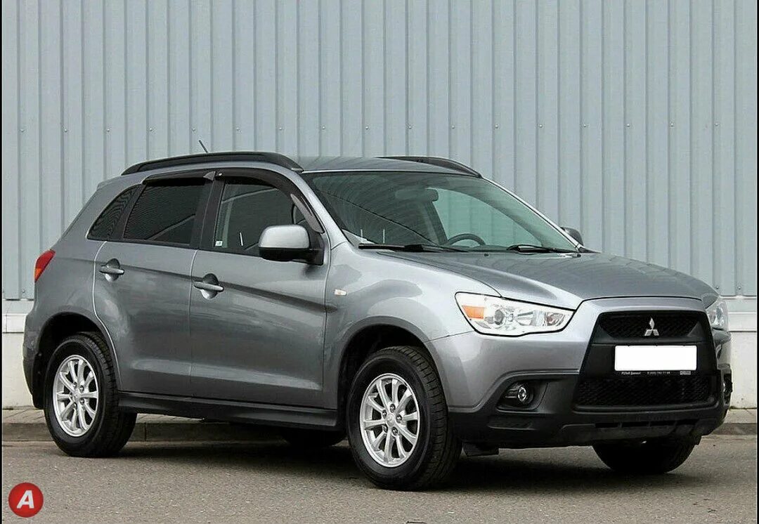 Недорогие бу кроссоверы. Mitsubishi ASX 1. Mitsubishi ASX 2005. Мицубиси АСХ 1 поколение. Митсубиси АСХ серый.