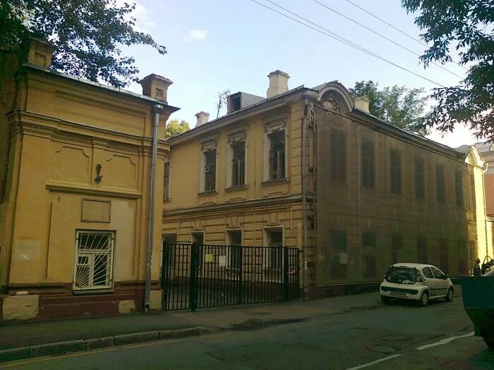 Поляны дом 9