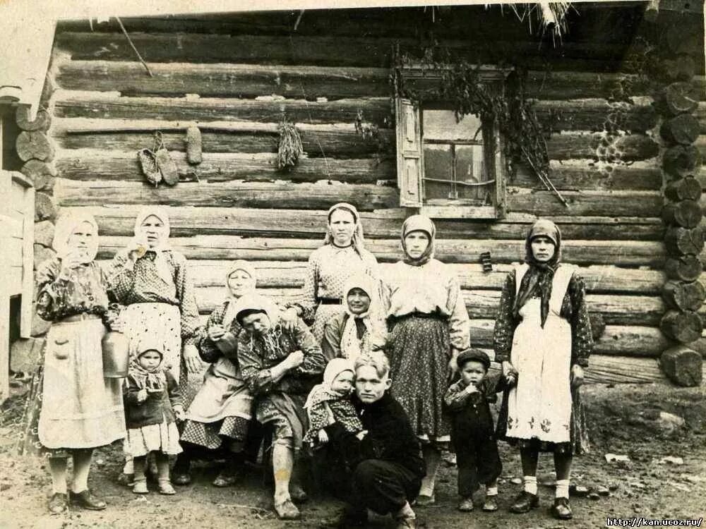 Жила п б. Нижегородская Губерния Бараново крестьяне. Раскулаченные крестьяне Курская. Крестьяне до революции 1917. Иркутские крестьяне 1900г.