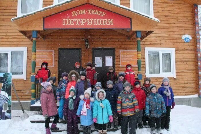 Дом петрушки в вологде. Вологодская слобода дом петрушки. Вологодская слобода вологда дом петрушки. Вологодская слобода вологда дом петрушки. Петрушка вологда вологодская слобода.