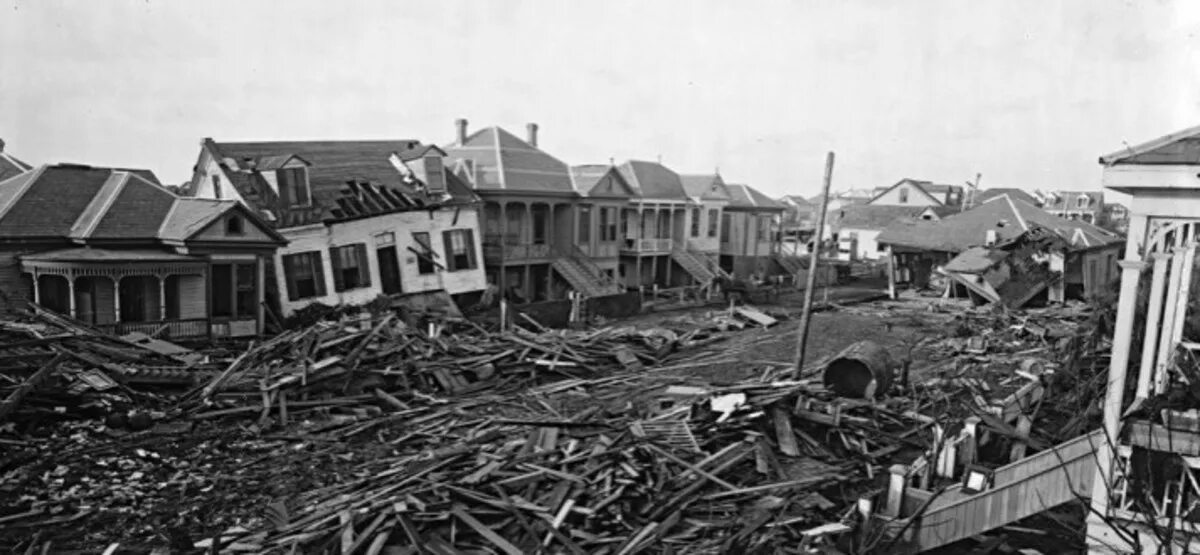 Сильнейшие бури в истории. Галвестон шторм. Великий ураган 1780 года. Ураган Сан Каликсто 2. Тайфун Сан Каллисто.