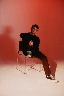 Alec benjamin fountain перевод