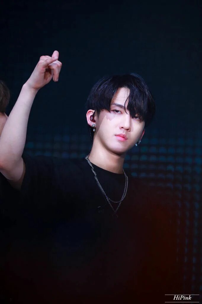 Чан бин stray kids. Чан бин песни. Чан бин стрей. Чан бин песни. Чан бин песни.