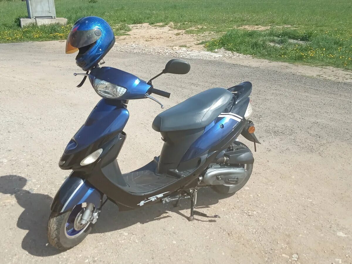 Самый дешевый скутер 50 кубов. Скутер eurotex runner 50. Скутер 50 кубов бу. Скутер bee 50. Китайский скутер 50 кубов 4 тактный.