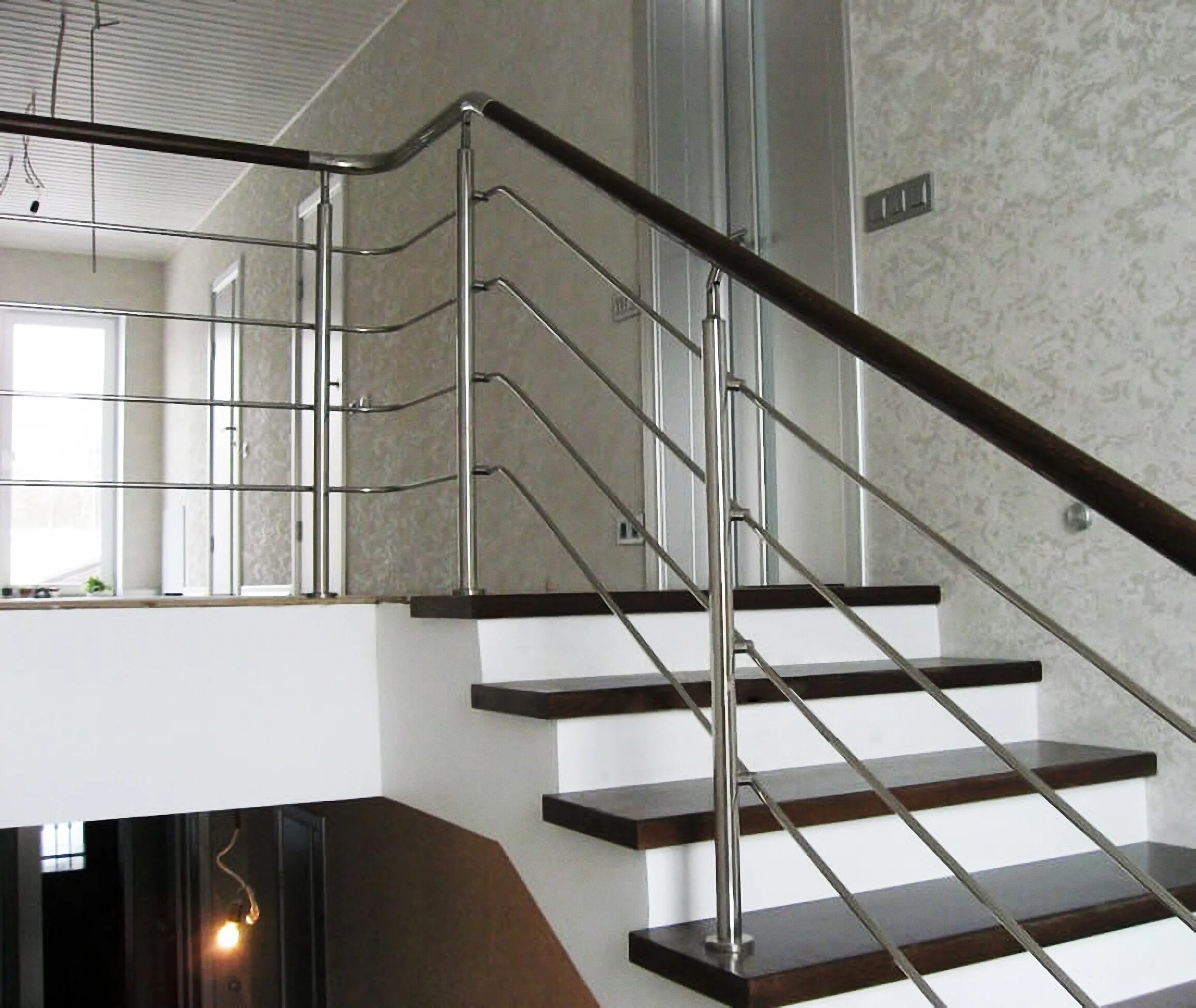 ограждение лестницы. лестница нержавейка. дом из нержавеющей стали. лестница модульная joker-700. дом из нержавеющей стали.