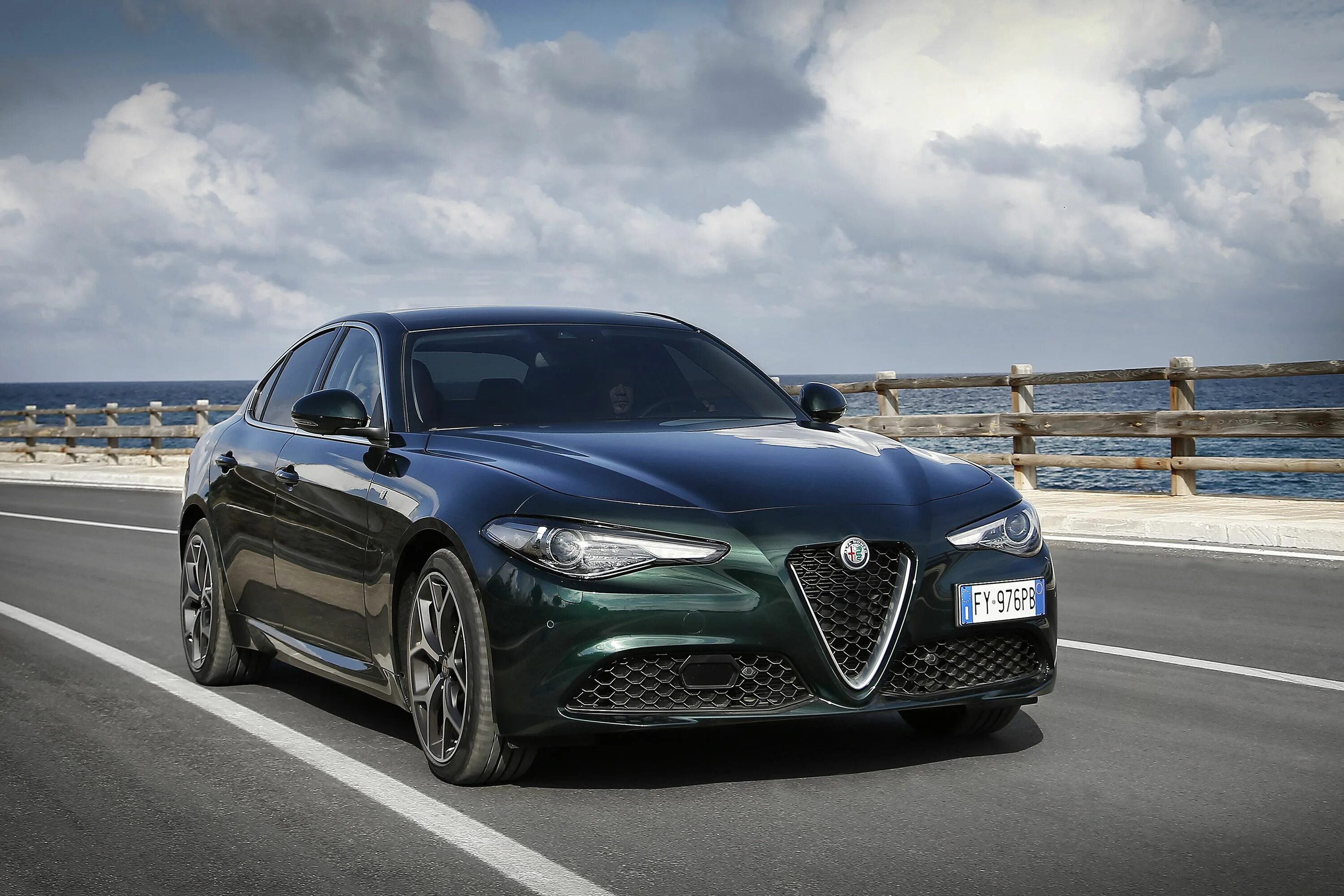 Новые выпуски 2019 года. Машина Alfa Romeo Giulia. Alfa Romeo Romeo Giulia.