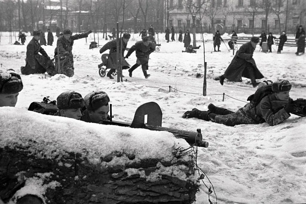 Битва под Москвой 1942. Битва за Москву (1941-1942 годы). Битва под Москвой ВОВ. Битва за Москву 1941.