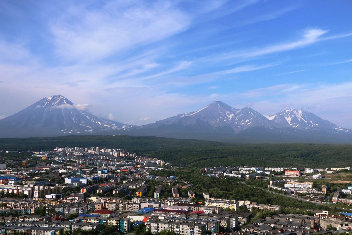 Петропавловск-камчатский город. Камчатка город петропавловск. Петропавловск-камчатский. Камчатка петропавловск-камчатский. Петропавловск-камчатский 2009.