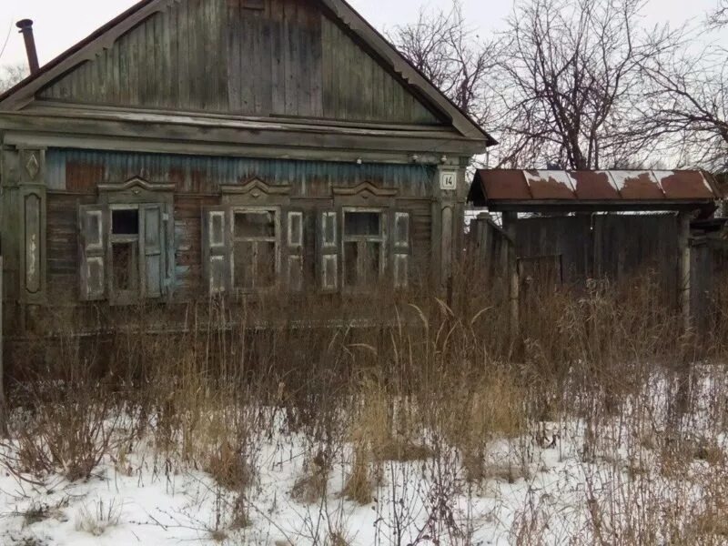 Купить недвижимость петровск саратовской области. Петровск Саратовская область дом. Дом дача Петровск Саратовская. Недвижимость Петровск Саратовская область. Дачи в Петровске Саратовской области.