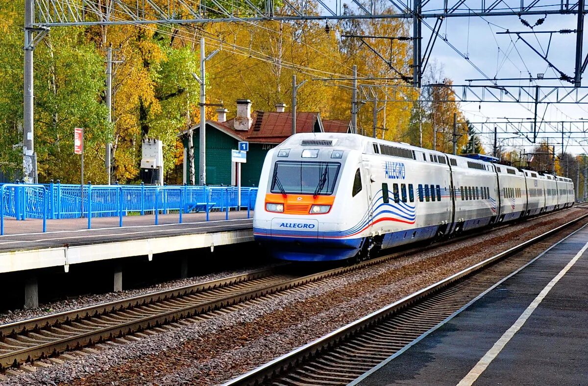 Аллегро выборг. Аллегро хельсинки санкт-петербург. Sm6 allegro кабина. Аллегро телефоны. Телефон красный синий li.