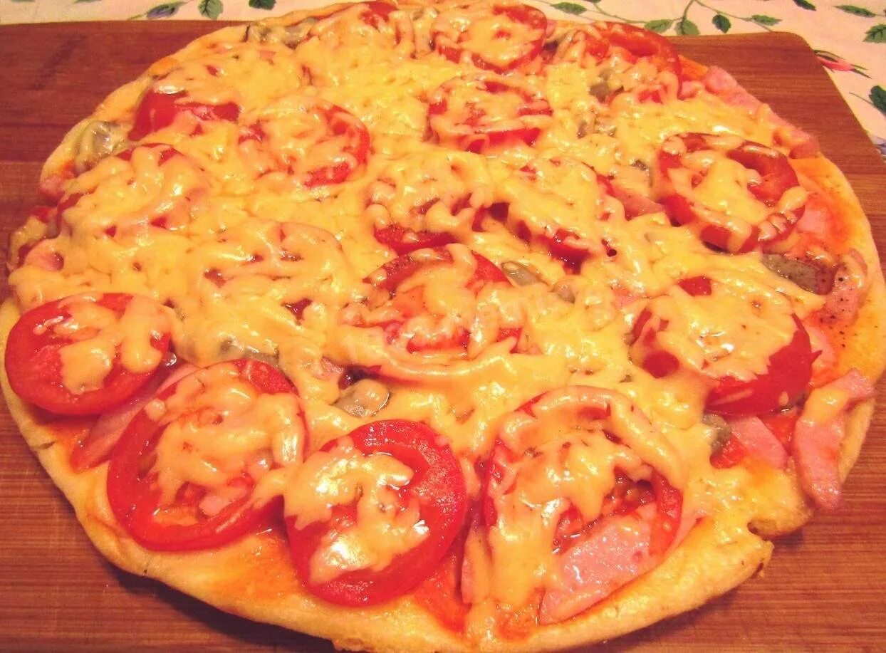 Пицца на быструю руку. Пицца быстрого приготовления. Пицца на сковороде. Пицца минутка на сковороде. Пицца на лаваше в духовке.