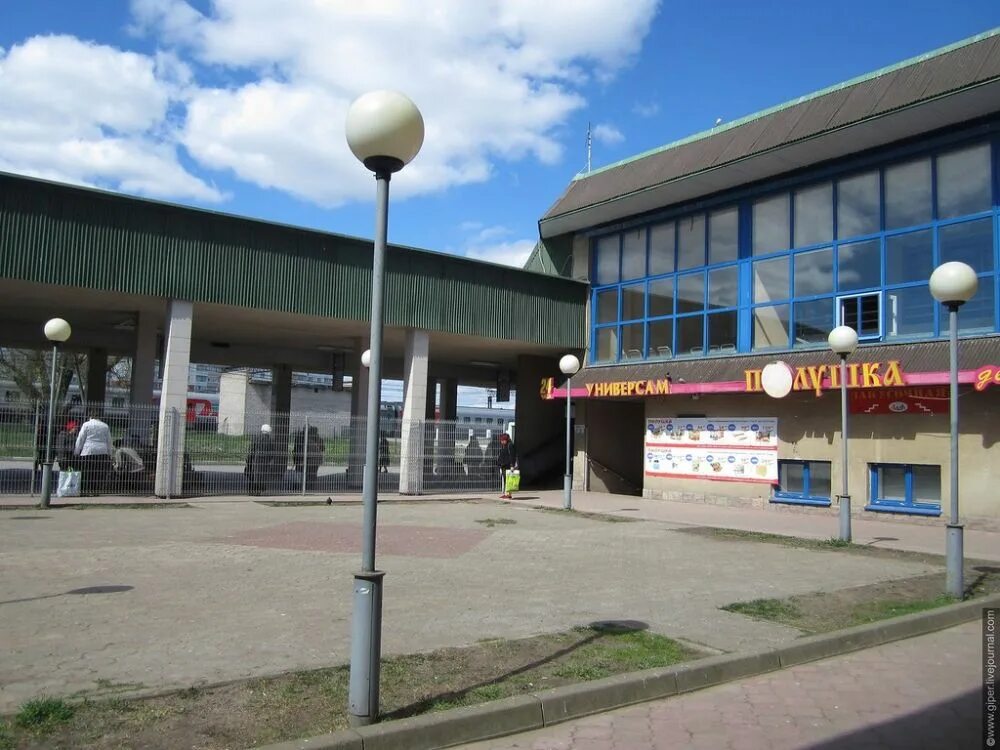 Справочная автовокзала великий новгород. Автобусный вокзал великий новгород. Справочная автовокзала великий новгород. Станция великий новгород автобусная. Автовокзал великий новгород.