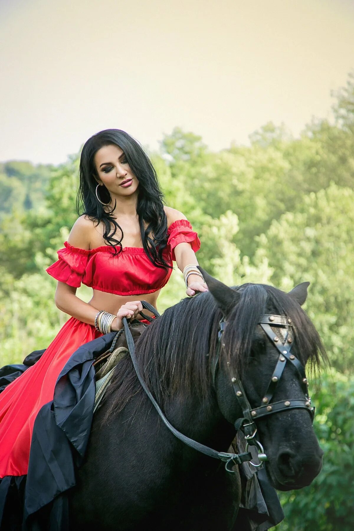 Красивые цыганочки. Красивые цыганки девушки. Красивые цыганки. Красивые цыганки девушки. Алисса али.