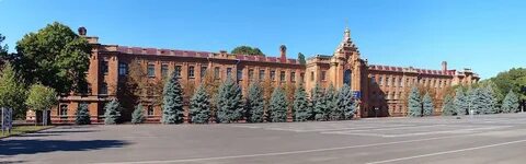 Бывшее военное училище