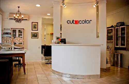 Анна косметолог cut and color. Новодевичий парк. Мариинские палаты новодевичьего монастыря. Cut and color новодевичий. Cut and color новодевичий.