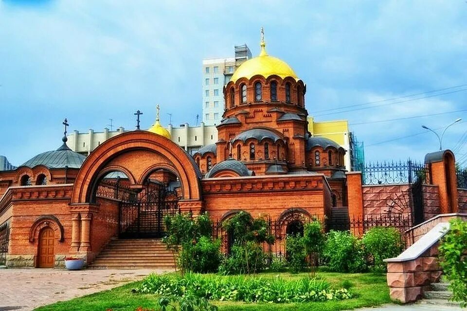 Собр во имя александра невского новосибирск. Собор александра невского новосибирск. Храм во имя александра невского новосибирск. Достопримечательности новосибирска собор александра невского. Собор александр невский новосибирск.