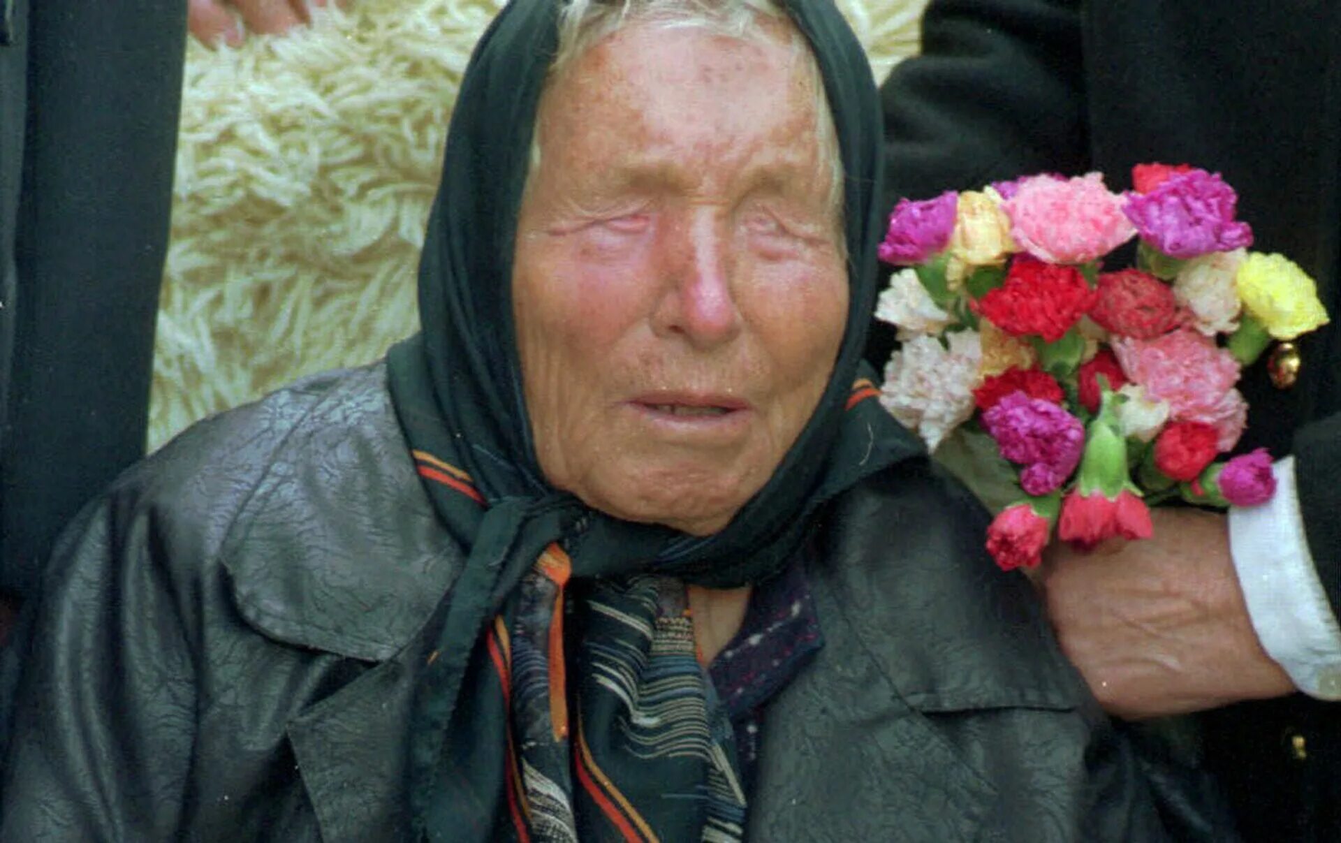 Ванга страна. Вангелия Пандева Гуштерова. Ванга Вангелия Пандева Гуштерова.