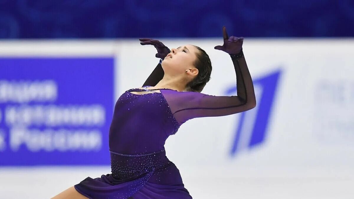 Камила валиева ножки стопы. Камила валиева гран при 2022 казань. Камила валиева в казани. Камила валиева 2023. Камила валиева казани.