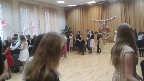 В первой и второй школе 1225 учеников