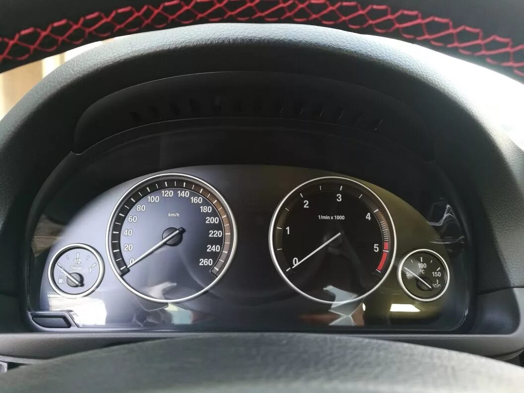 Bmw панель f10. Приборка бмв f10. Bmw панель f10. Black панель bmw f10. Приборка bmw f10.