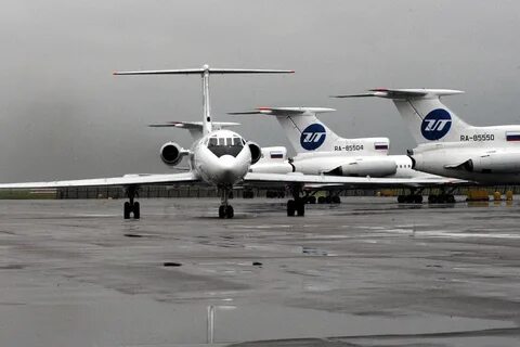 Не менее 17