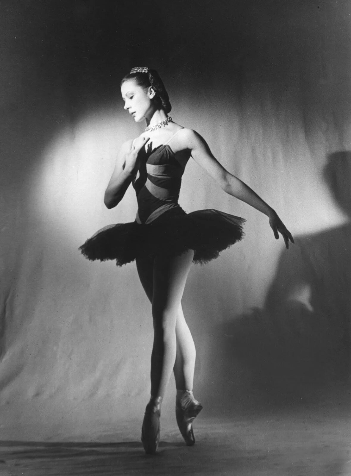 Фонтейн балерина. Марго Фонтейн. Марго Фонтейн Британская артистка балета.