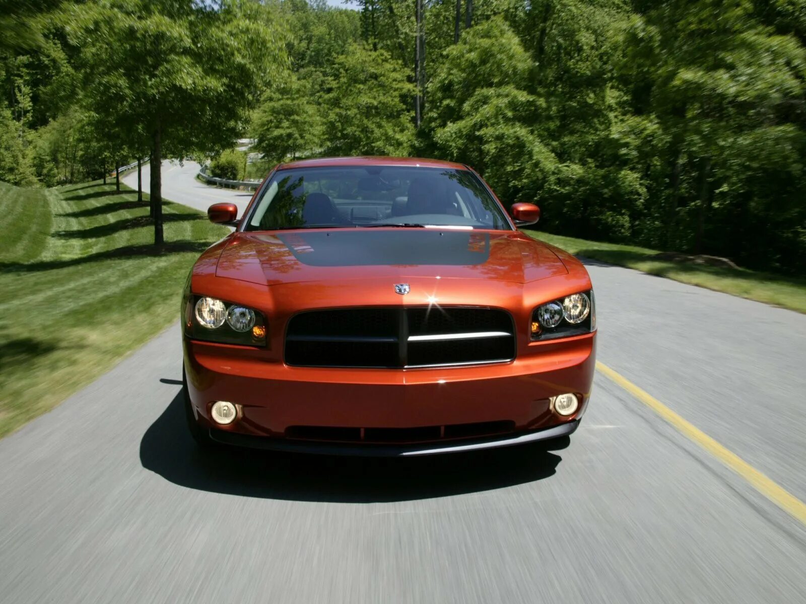 Додж 5 поколение. Додж Чарджер 2005. Додж Charger 2005. 2006 Dodge Charger LX. Dodge Charger LX 2005.