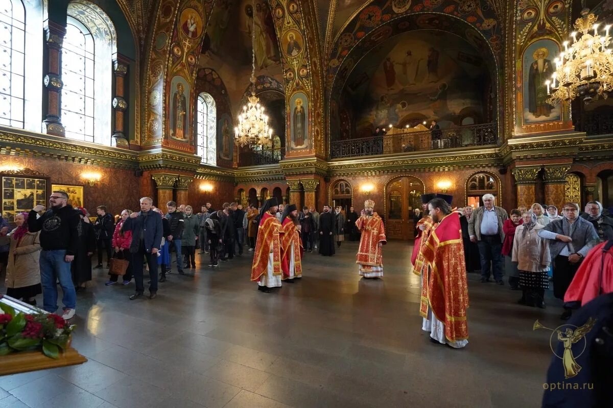 Подворье монастыря Оптина пустынь в СПБ. Подворье Оптиной пустыни в Петербурге. Подворье монастыря Оптина пустынь. Успенское подворье монастыря Оптина пустынь. Подворье оптиной пустыни расписание