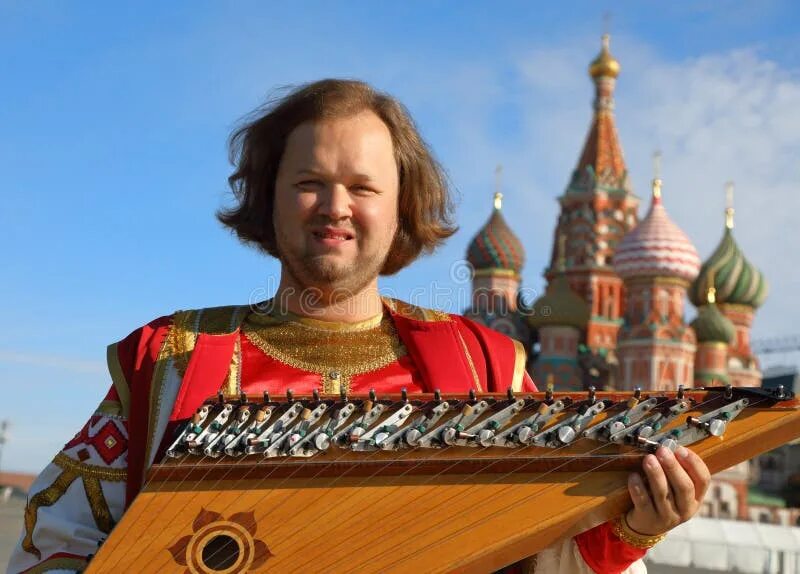 Гусли 13 струн. Скоморох с балалайкой. Гусли. Гусли балалайка музыка. Гусли балалайка музыка.